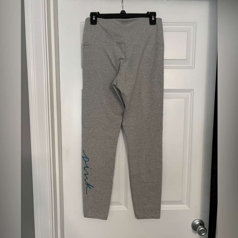 NWT Victoria’s Secret Pink Leggings - Picture 2 of 6